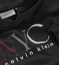 Calvin Klein Hættetrøje - Cropped - NYC Graphic - CK Black