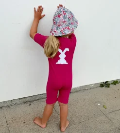 Petit Crabe Badeheldragt - Noe - UV50+ - Mulberry m. Kanin